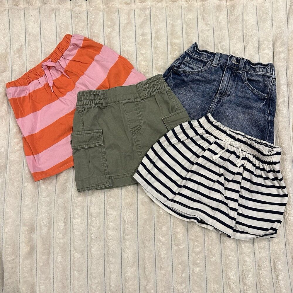 Girls Lot Of 4 Skirts/Skorts size 4/5 Gap Old Navy H&M